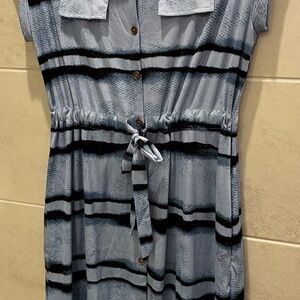 LuLaRoe Stacie Blue Striped Collared Shirt Dress With Pockets Medium
